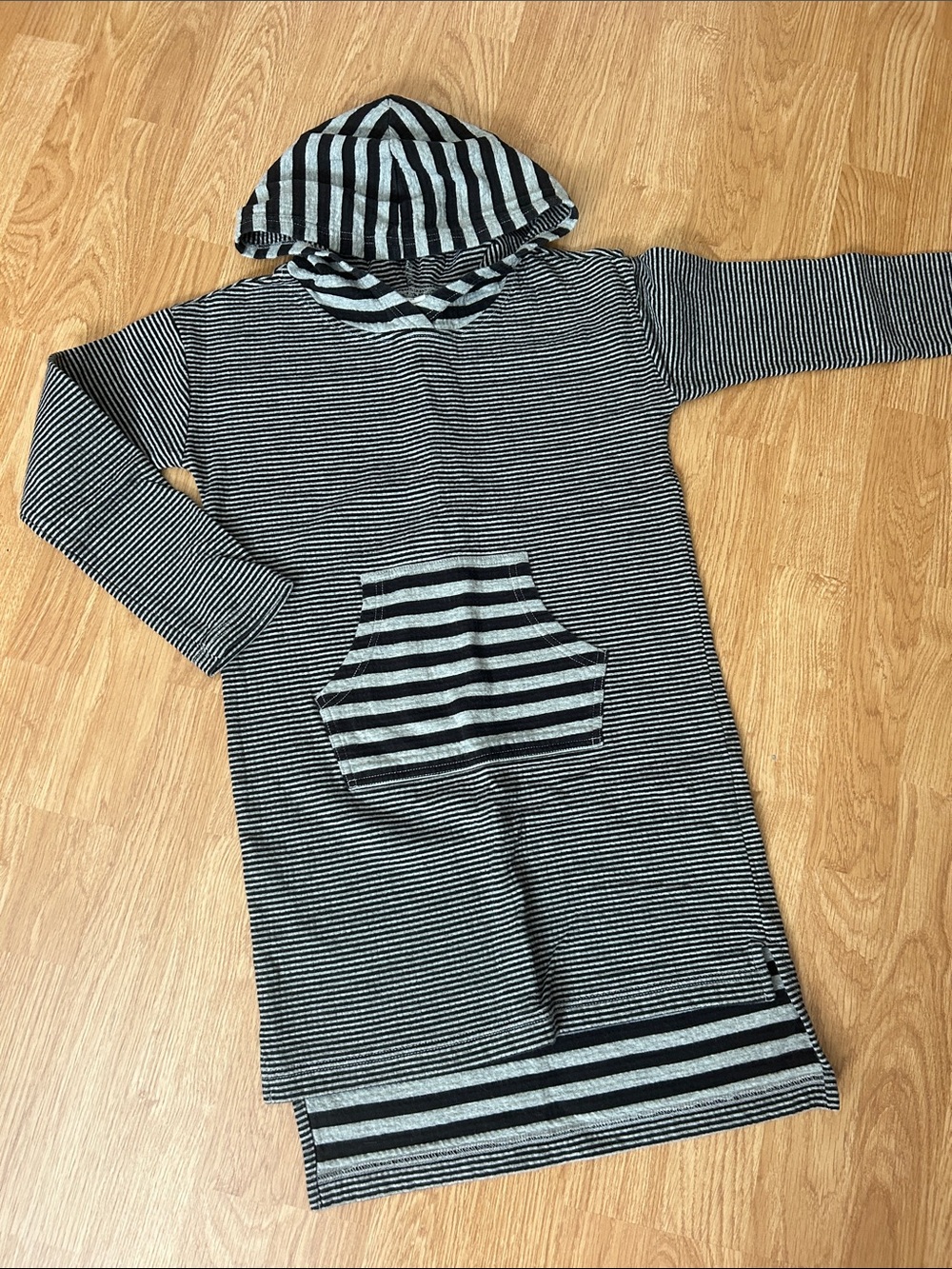Tea Collection hoodie dress